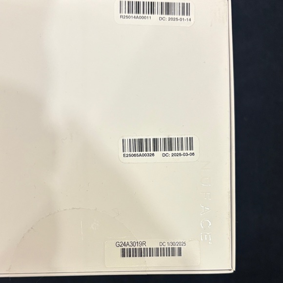 NuFace Trinity+ complete facial toning kit brand new never opened - Picture 4 of 5